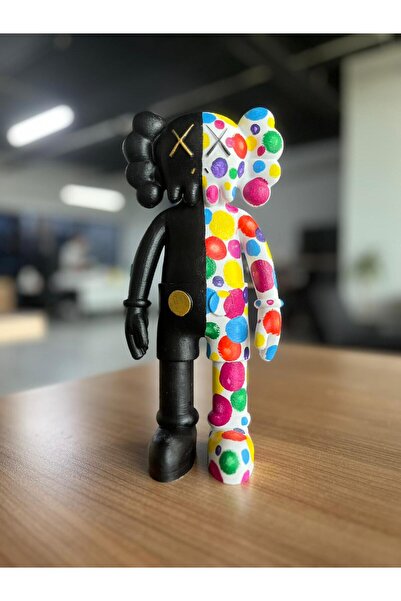 Root Made Kaws Pop Art Figür 25cm El Boyaması – Siyah & Renkli Noktalı Tasarı...