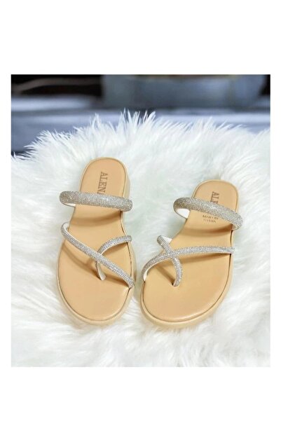 1way Open shoes with an elegant design and a luxurious touch