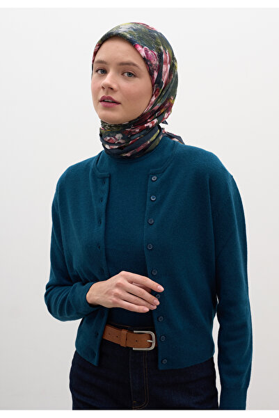 Fresh وشاح مادلين ديسين من القطن والفسكوز باللون البترولي