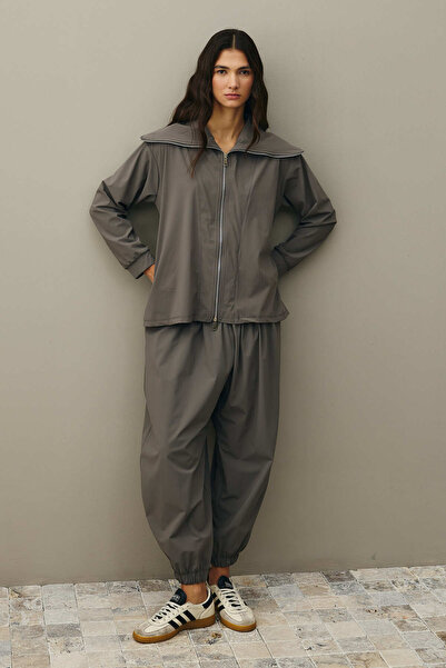 Fahhar Zippered Light Touch Suit Anthracite