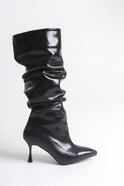 LDR Жіночі чорні черевики на тонкому каблуці з гострим носком