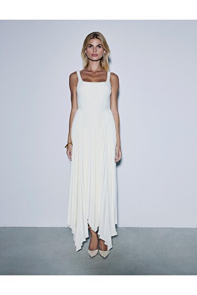 İLVİ Flora Pleated White Women's Dress