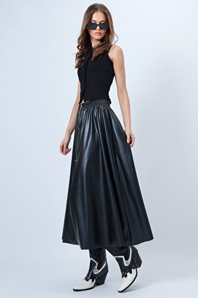 VAGGON Women's Black Elastic Waist Zippered Faux Leather Skirt Vs01388