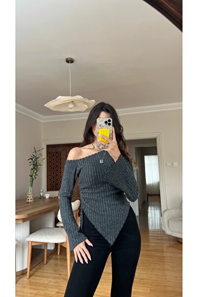 soBasic Off-Shoulder Lettuce Trim Detail Asymmetrical Soft Textured Knit Blouse