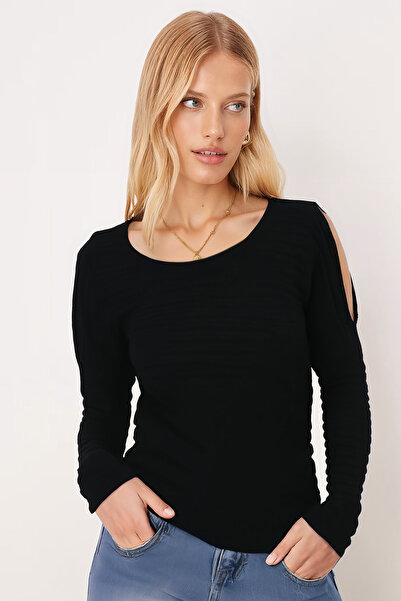 armonika Women's Black Soft Textured Off-Shoulder Blouse Arm-26K001024