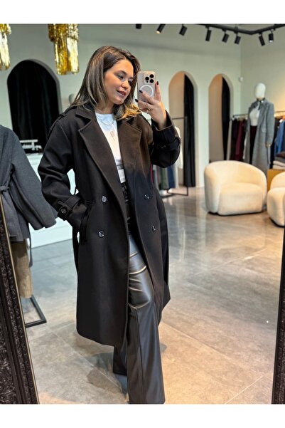 BÜŞRA PERKER Belted Stamp Coat