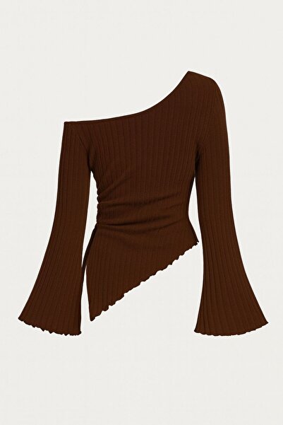 soBasic Off-Shoulder Lettuce Trim Detail Asymmetrical Soft Textured Knit Blouse