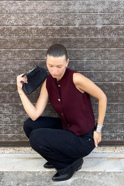 CHUBA Women's Crew Neck Silver Button Accessory Knitwear Vest Claret Red 26W3035