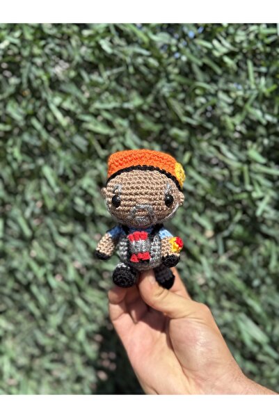 SLECrochet El Yapımı Valorant Brimstone Amigurumi Oyuncak – Karakter Figür – ...