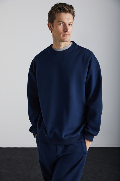 GRIMELANGE Travis Men's Organic Fabric Soft Regular Fit Round Neck Dark Navy Blue Sweatshirt