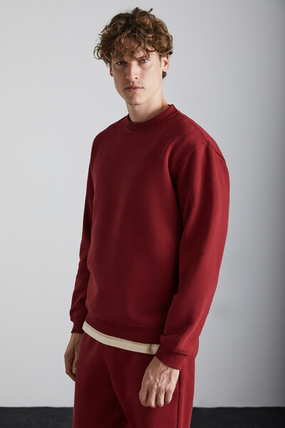 GRIMELANGE Travis Men's Organic Fabric Soft Regular Fit Round Neck Burgundy Sweatshirt