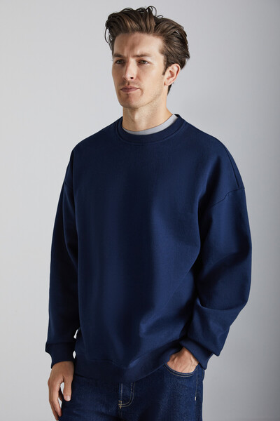 GRIMELANGE Stephan Men's Soft Fabric Organic Cotton Oversize Fit Round Neck Navy Blue Sweatshirt