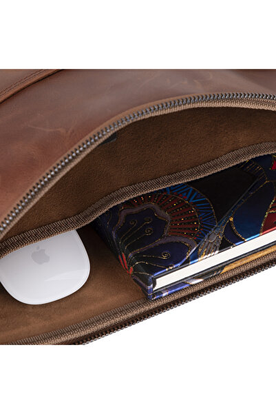 Lev Leather حقيبة جلد طبيعي للابتوب والتابلت والمستندات مقاس 14 و16 بوصة - يمكن كتابة الاسم عليها