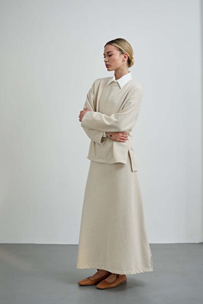 Molly Nelly Women's Slit Blouse with Skirt Casual Winter Set