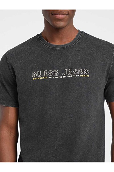 Guess T-Shirt with Logo Pattern on the Front