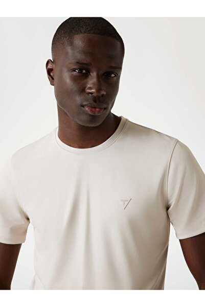 Guess Stretch T-Shirt Technique