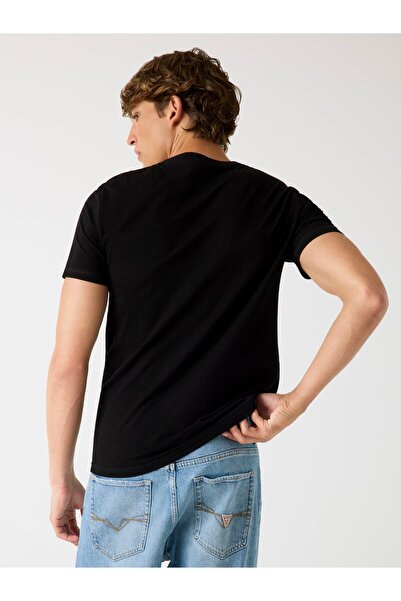 Guess Футболка з маленьким логотипом