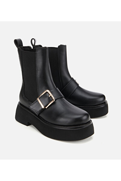 Hotiç Kadın Siyah Lastik Detaylı Tokalı Kalın Tabanlı Düz Bot