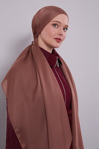 Levidor شال لاتيه بلون أرجواني سادة