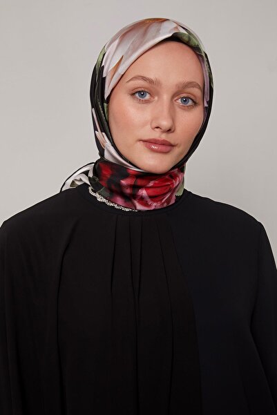 Levidor Black Twig Flower Pattern Twill Silk Scarf