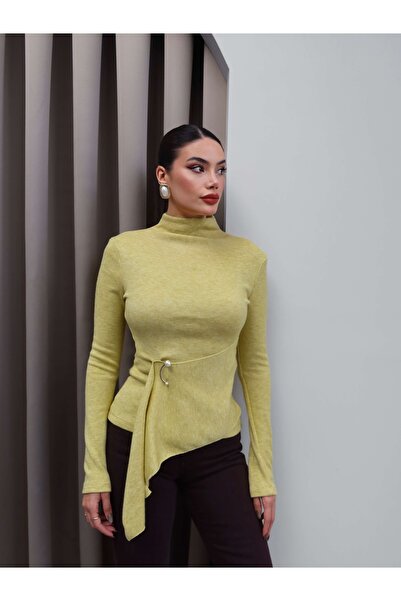 ESRAHELVACI Πλεκτά με αξεσουάρ με ψηλό γιακά