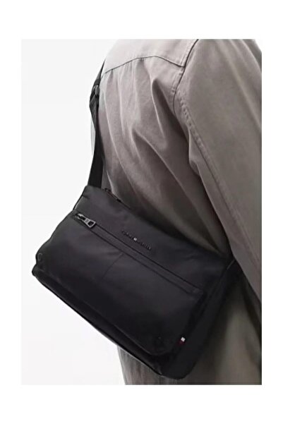 Tommy Hilfiger TH COMMUTER CROSSOVER (autó)