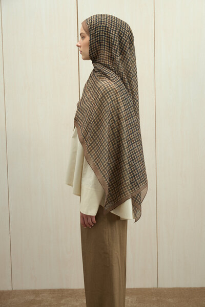 cs camellia scarf Houndstooth Ramie Shawl - Khaki