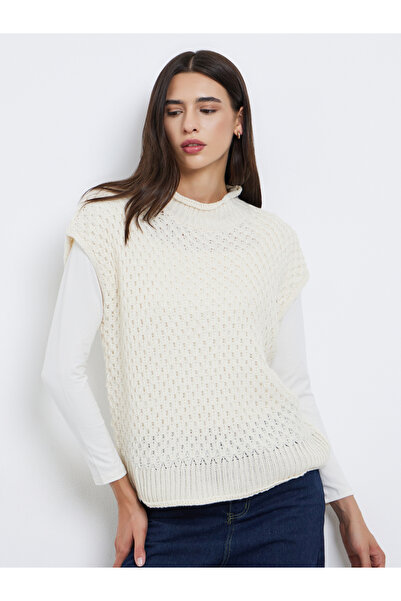 Styli White Knitted Sleeveless Sweater