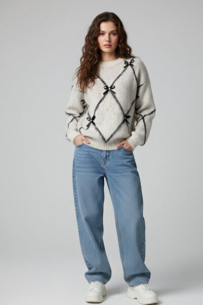 MILANOFOX Women's Soft Textured Bow Detailed Patterned Sweater