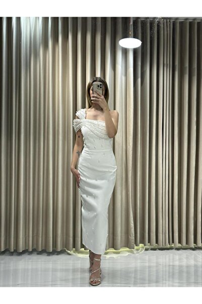 Kaleiçi Yıldızlar Beyaz Midi Boy İnci İşlemeli Abiye 8446