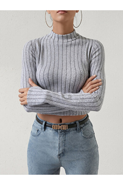Take Two By Styli Grey Textured Knit Crop Top