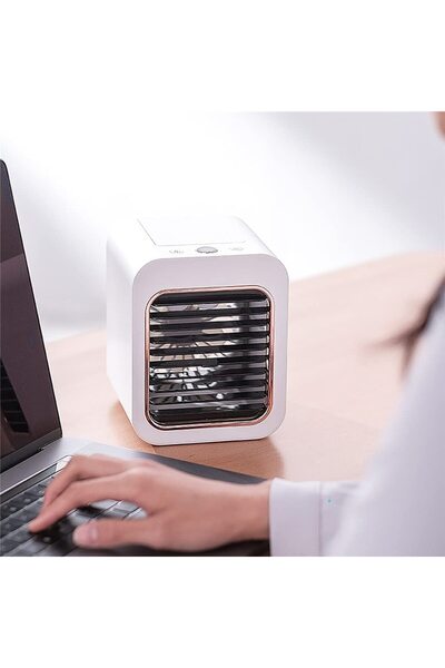 Generic Mini Portable Cooling Fan 3 Speed with 300ml Water Tank (White)