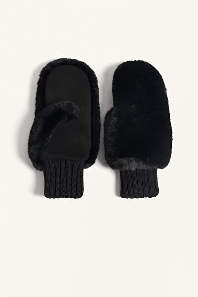 Oysho Faux fur mittens with elasticated cuffs
