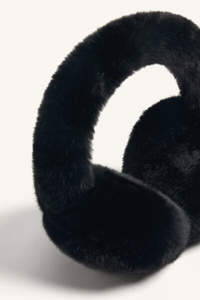 Oysho Faux fur style ear muffs