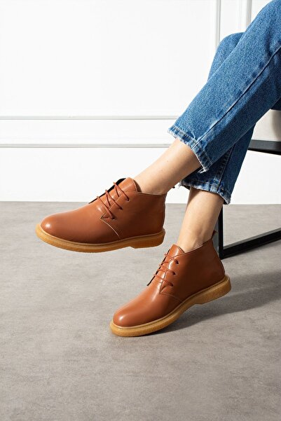 FUGA MODA حذاء نسائي من Pumpy Taba مصنوع من الجلد ذو أربطة