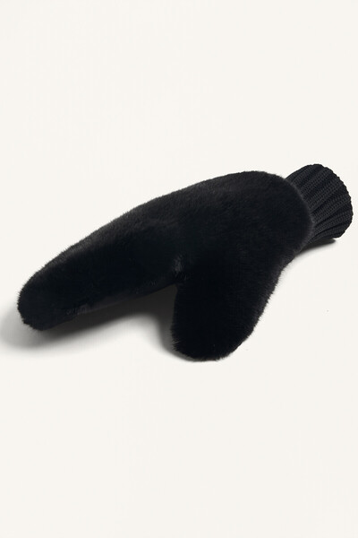 Oysho Faux fur mittens with elasticated cuffs