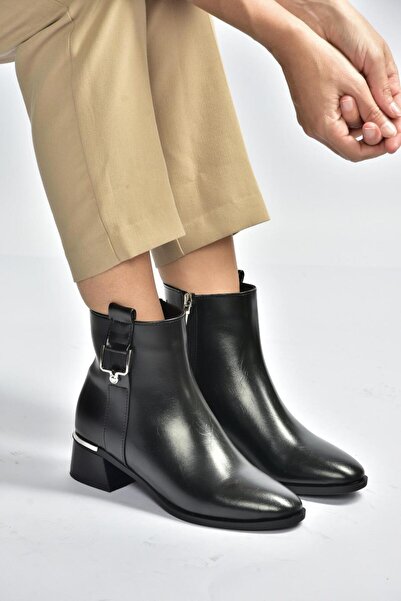 Fox Shoes V518978809 Siyah Alçak Topuklu Kadın Bot