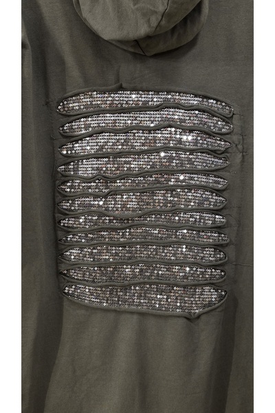 Park Moda Jacket with Sequin Detail on the Back and Zipper Closure