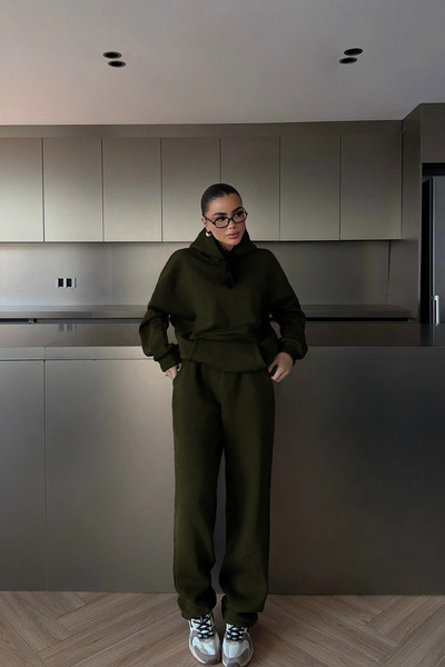 BayBayan KADIN OVERSİZE BOYFRİEND MODEL EŞOFMAN TAKIMI