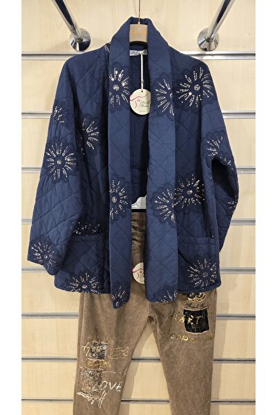 Park Moda سترة قطنية مبطنة بتفاصيل رقائق الأقحوان