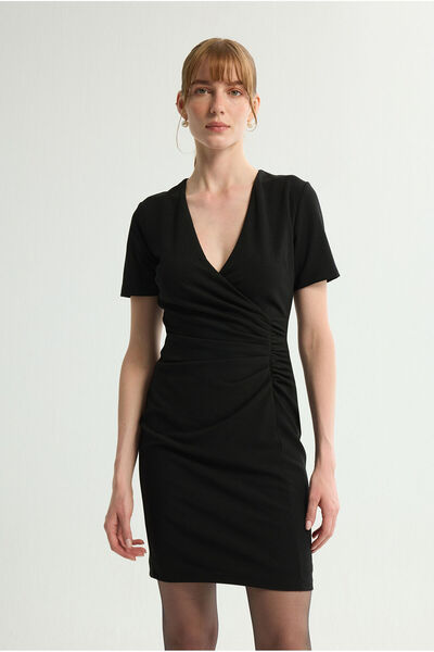 Love My Body Büzgülü V Yaka Örme Elbise