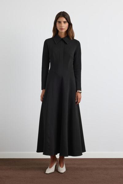 KADRİYE BAŞTÜRK Geniş Yakalı Örme Elbise Siyah