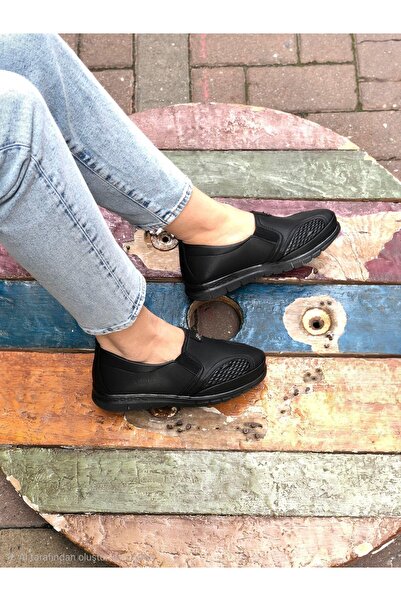 Özkan Ayakkabı حذاء نسائي أسود كلاسيكي لتقويم العظام بتصميم خاص لنتوءات العظا...