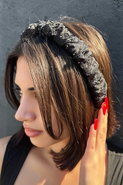 TAKIŞTIR تاج برباط مزين بحجر أسود اللون