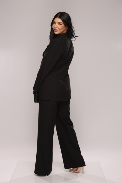 Pretty elegant women's suit