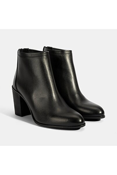 Desa Kadın Siyah Kalın Topuklu Deri Bot