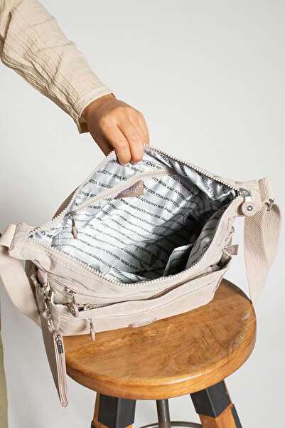 çantamgelsin Mega Polo Crinkle Fabric Multi-Volumetric Stylish and Compact Crossbody/Shoulder Women's Bag