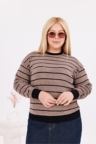 Siyezen Plus Size Striped Soft Sweater