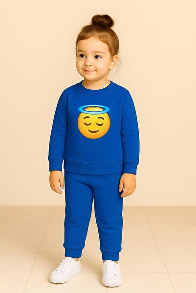 playwear سويت شيرت melek emoji مطبوع ذو ملمس ناعم ونسيج دافئ، وهو دافئ وأنيق ...
