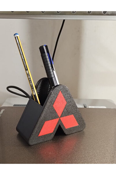 HasFar Tech حامل أقلام بتصميم ميتسوبيشي - منظم سطح المكتب بتصميم مثلث